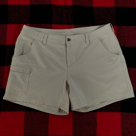 The North Face Pants - 🎉FLASH SALE🎉The North Face hiking shorts.